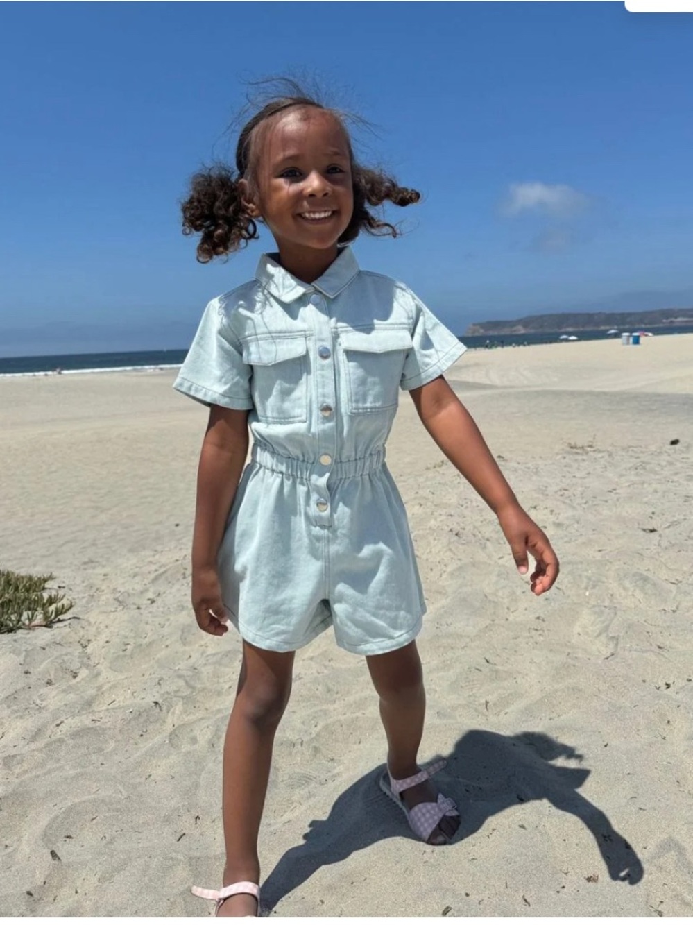 Light Mint Short-Sleeve Button Romper for Kids - Casual Playwear